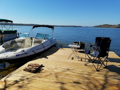 Lake Harris Lodge