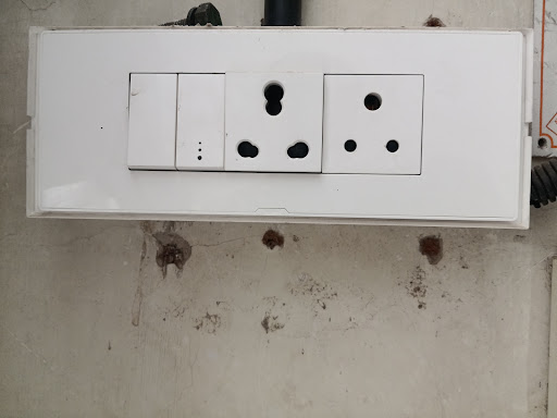 रिझनेबल रेट मध्ये इलेक्ट्रिकल कामे करून मिळतील post image
