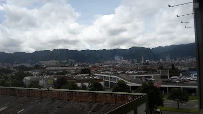 Photos of MALL CARRERA