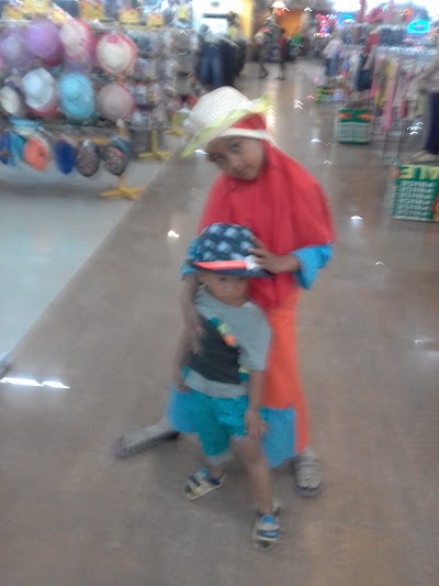 Photos of Barata Department Store