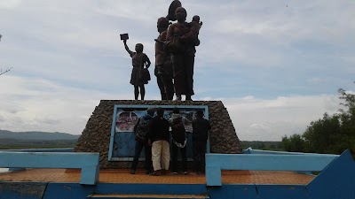Photos of Tugu Bedol Desa Waduk Gajah Mungkur