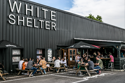 White Shelter, Bouguenais