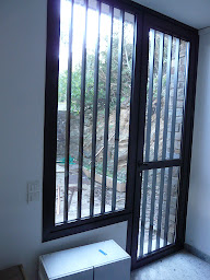 Photo n°27 de Alu Bormes Stores à Bormes-les-Mimosas (Fournisseur de fenêtres)