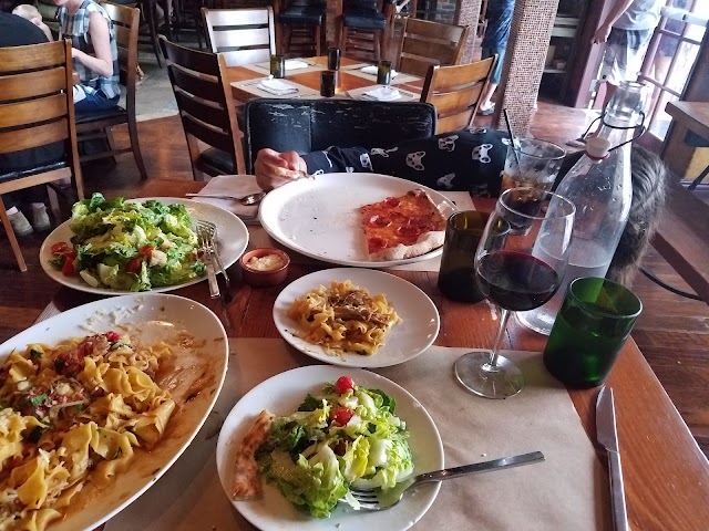Brick Pizzeria