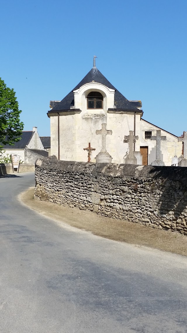 Rochemenier Village Troglodytique