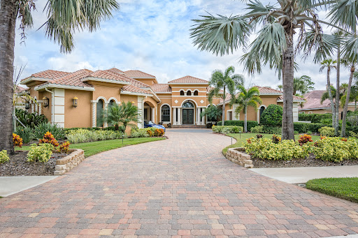 Barbara Zorn Real Estate Team / BHGRE Star - Thumbnail