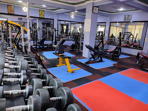 Refuel unisex fitness club