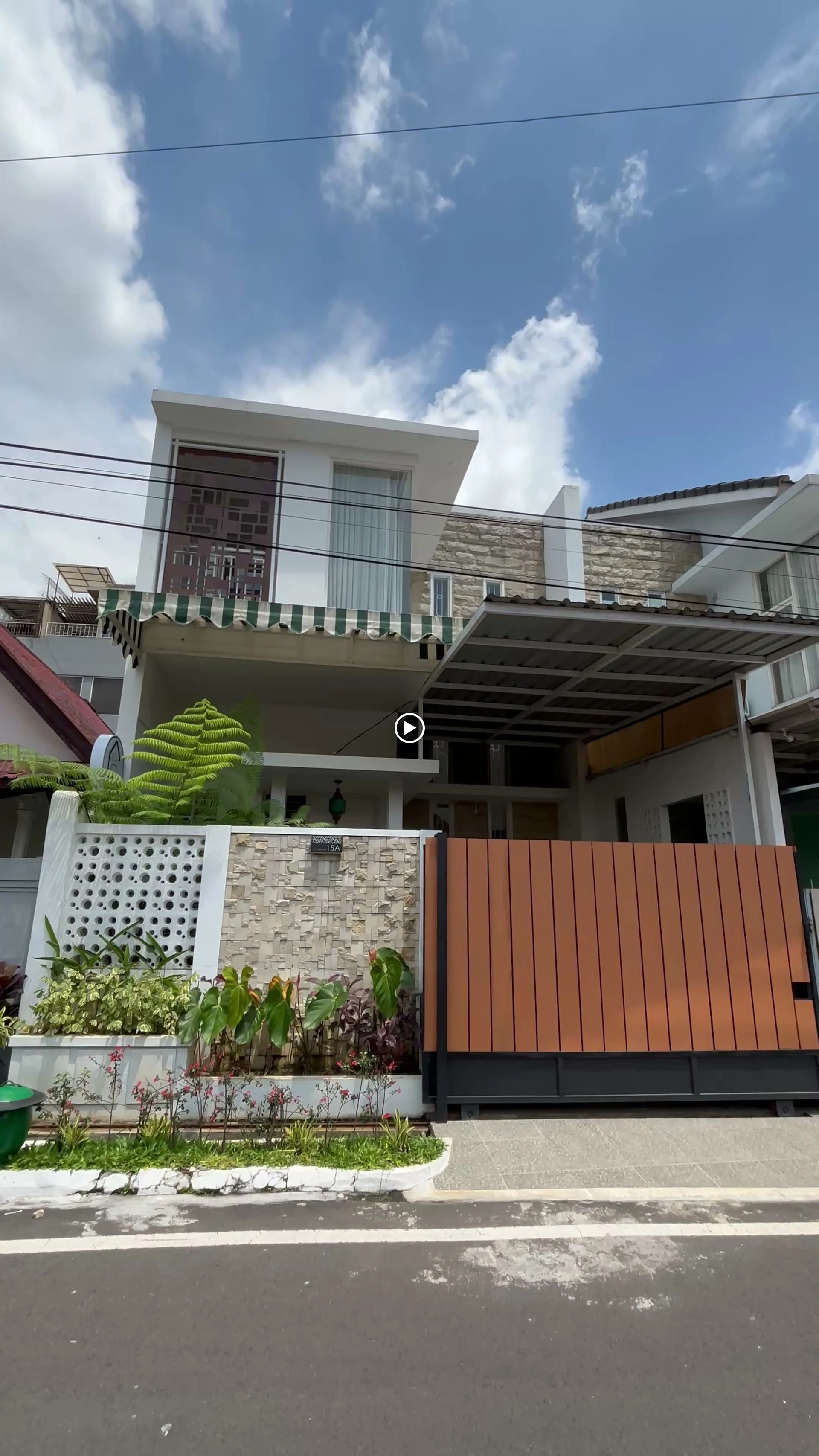 DIPI Family Guest House