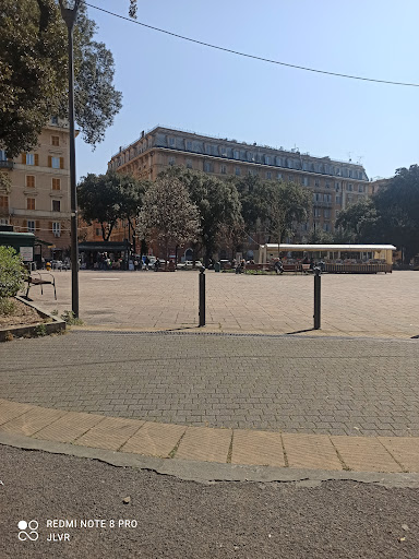 Piazza Martinez - Visual