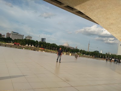 Photos of Masuk Monas