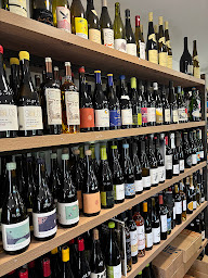 Photo n°29 de La Route Des Calanques à Ensuès-la-Redonne (Cave à vins)