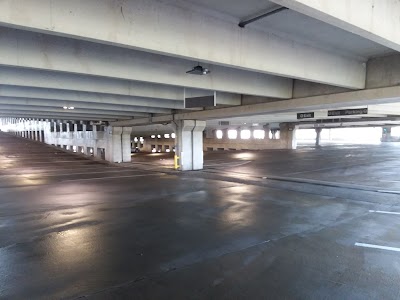 Vienna Station South Parking Garage