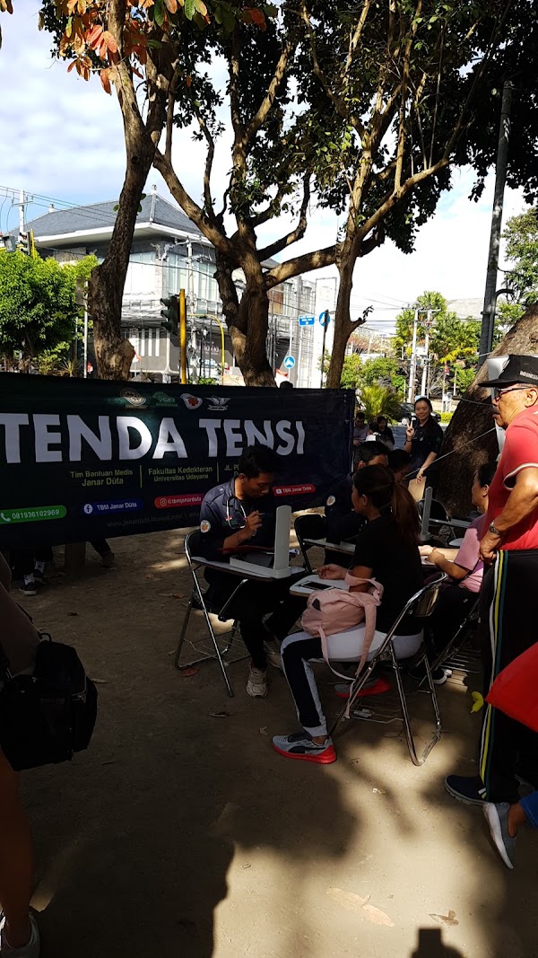 Tenda Tensi Tim Bantuan Medis Janar Duta