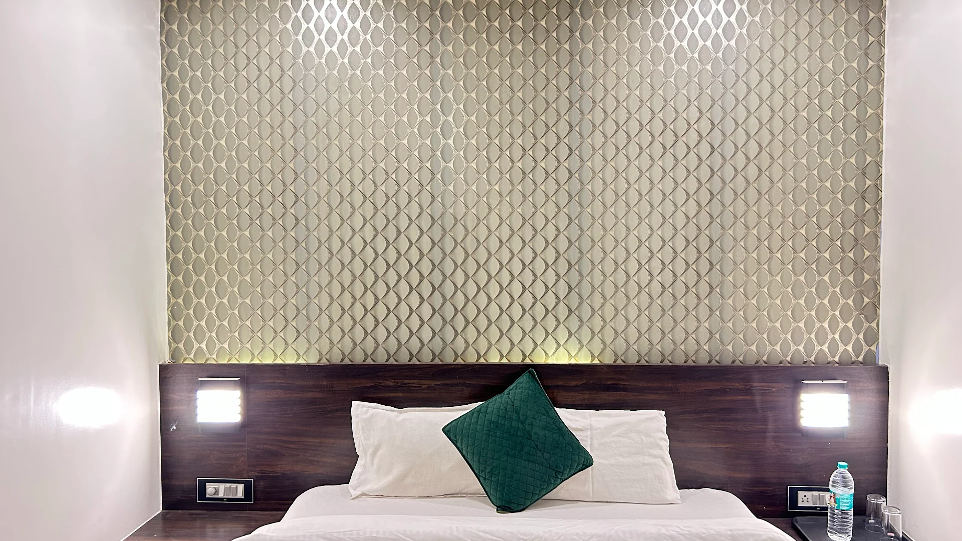 HOTEL URBAN VISTA CHAKAN