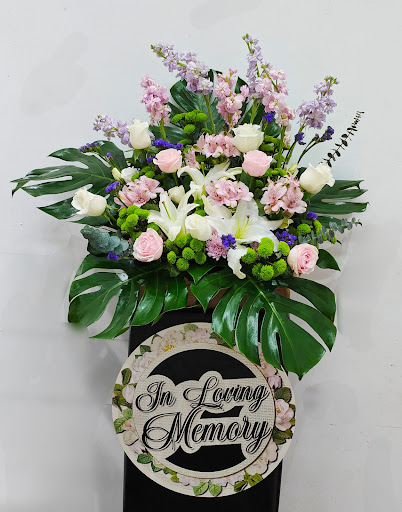 Reign Laila Florist & Gifts Boutique - Thumbnail
