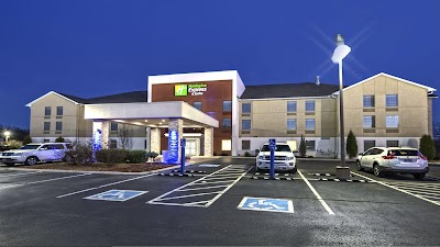 Holiday Inn Express & Suites Crossville