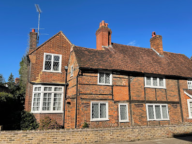 Oakfield Chartered Surveyors King's Head House, 15 London End, Beaconsfield HP9 2HN, United Kingdom