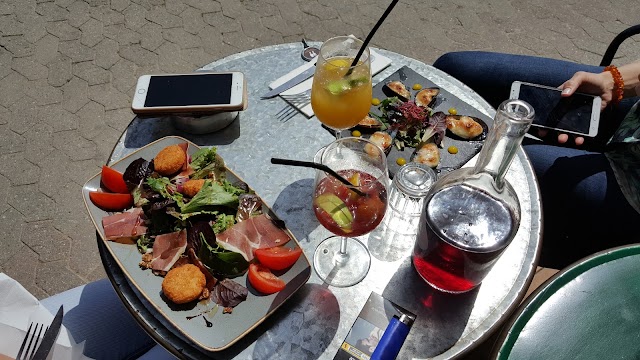 Exotik Café