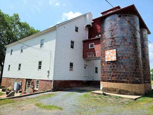 Silver Lake Mill Gallery - United States