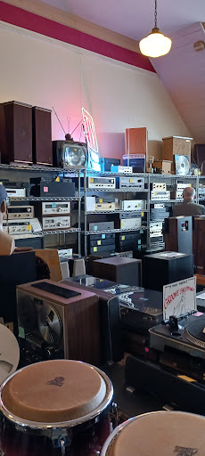 Vintage Sound At Great Lakes Trader - Thumbnail