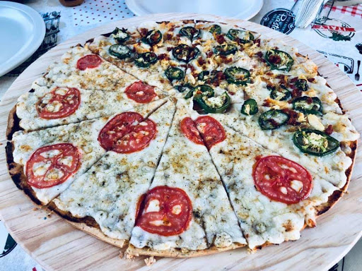 Momo pizzas & snacks