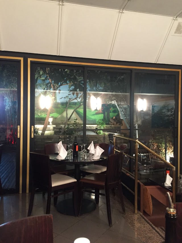 Trattoria Chic