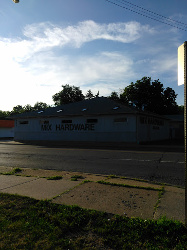 Mix Hardware - Visual