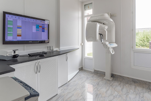 Photo n°4 de Dr Dan Levy-Amiel à Persan (Stomatologue)