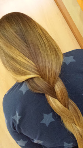 Parrucchiere Hair Planet di Guglielmo Mainetti - Thumbnail