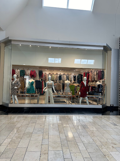 Hips Apparel - Visual