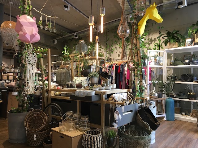 Caramel Beurre Salé Concept Store