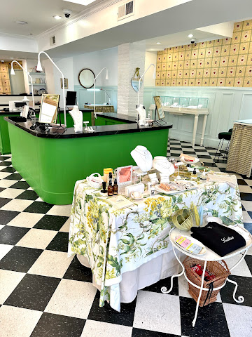 Catbird Boston by null