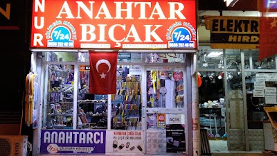 Nur anahtar bıçak