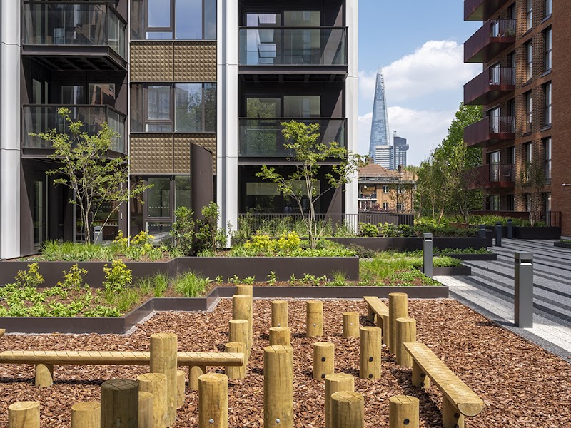 Park Central East (Living by Lendlease) photo 2