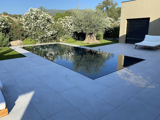 Photo de POVO PISCINES