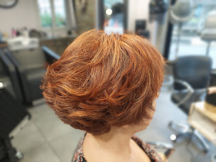 Photo n°3 de Le Bonheur de Sophie à Lescar (Salon de coiffure)