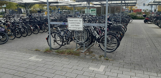 Fahrrad-Parkplatz Eichenau Bahnhof
