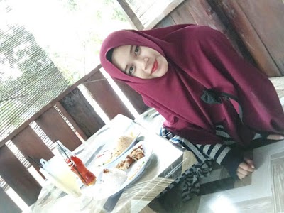 Photos of Left Side Cafe & Resto LAHAT