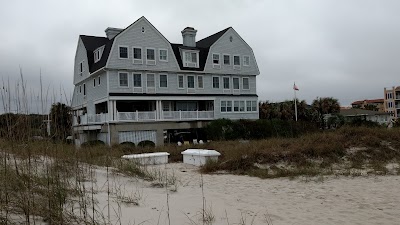 Photos of Elizabeth Pointe Lodge