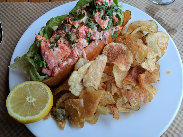 Louie's Oyster Bar & Grille
