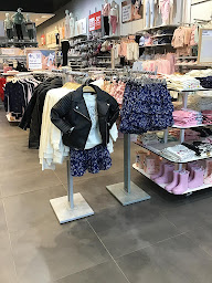 Photo n°22 de Orchestra OLONNE SUR MER à Les Sables-d'Olonne (Magasin de jouets)