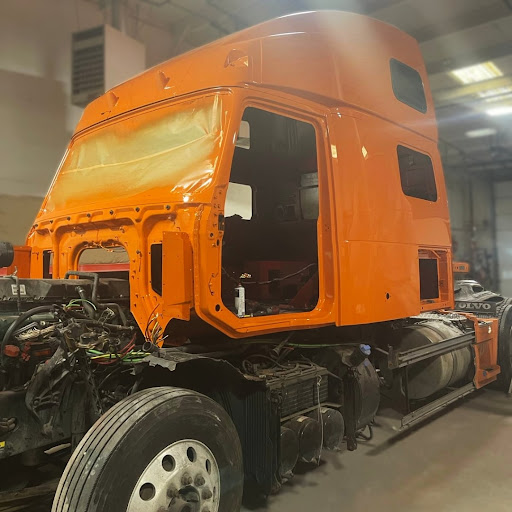 Truck Repair Team - United States