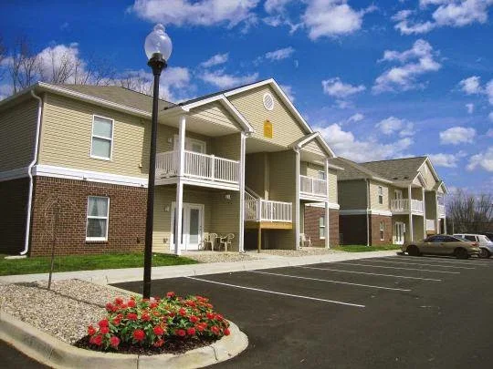 River Breeze (North) Apartments