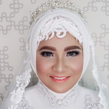 Diah Fitria Make up artis, Author: prima rony irawan