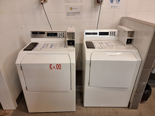 Laundry & Dryer - Visual