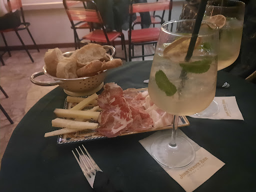 John Venice Bar - Drinks&Food - Thumbnail
