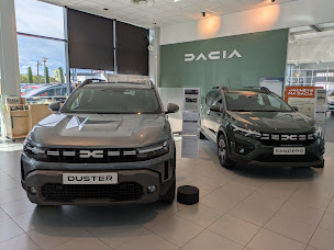 Photo n°24 de Dacia Gap - Groupe Synethis à Gap (Garage automobile)