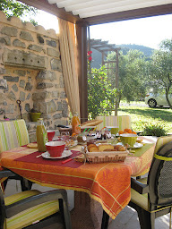 Photo n°6 de Le Mas du Moulin - Gîtes et chambres d'hôtes à Vesseaux (Chambre d'hôtes)