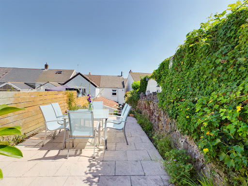 Belvoir Mumbles Gallery - United Kingdom