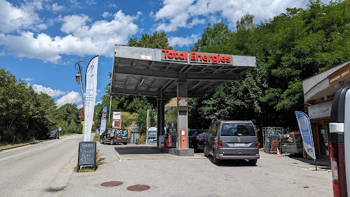 Service Station in Golden Valley - Valloire Oil and Gas - Thumbnail